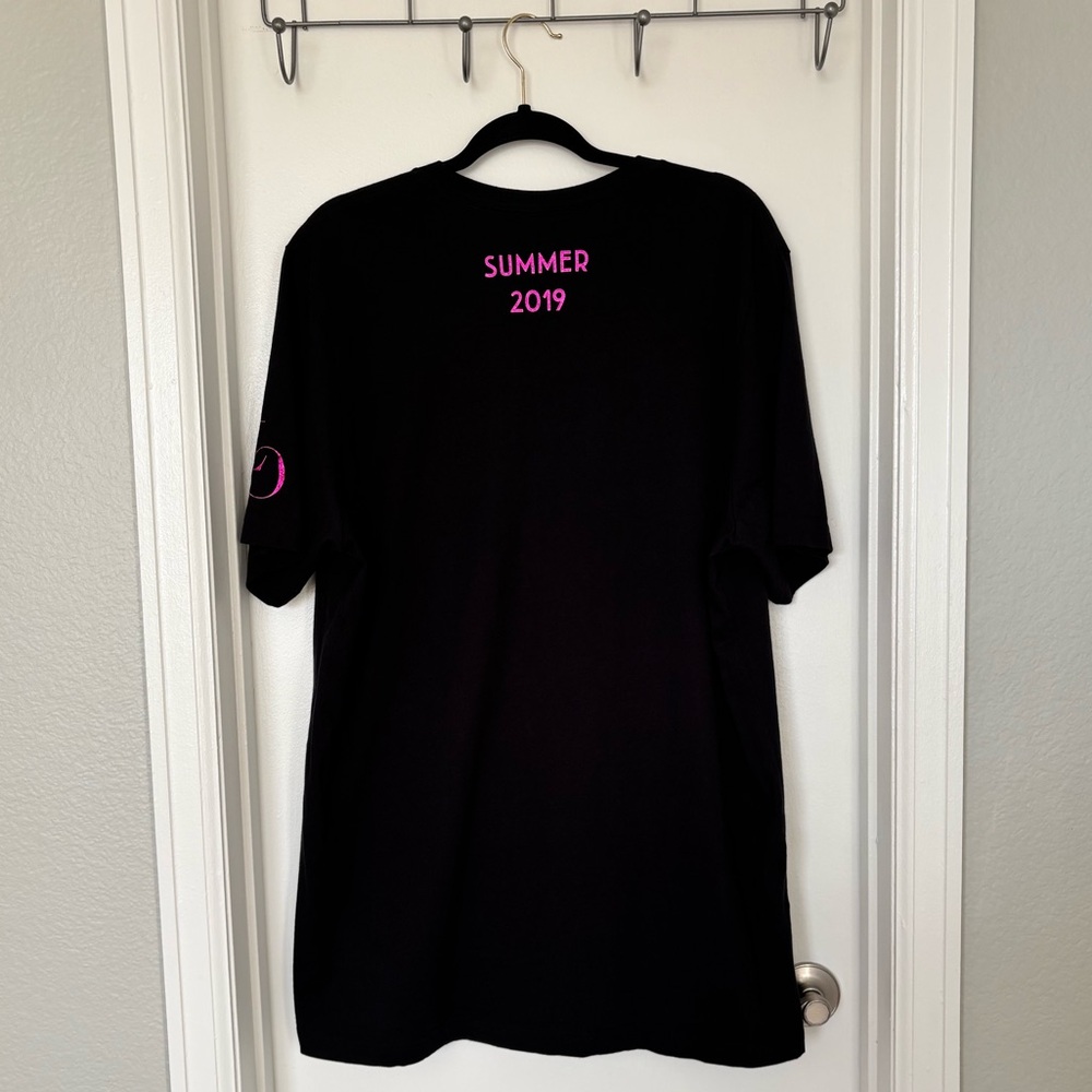 Guess • JLO ‘IT’S MY PARTY’ Summer 2019 T-Shirt - Tour Merch - Size XXL - Picture 3 of 12